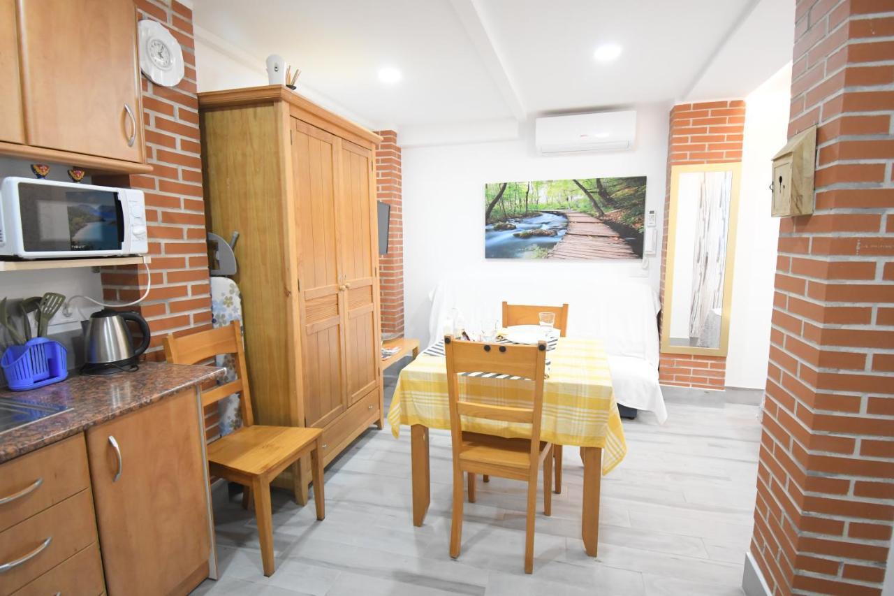Jara Apartments ! マラガ エクステリア 写真