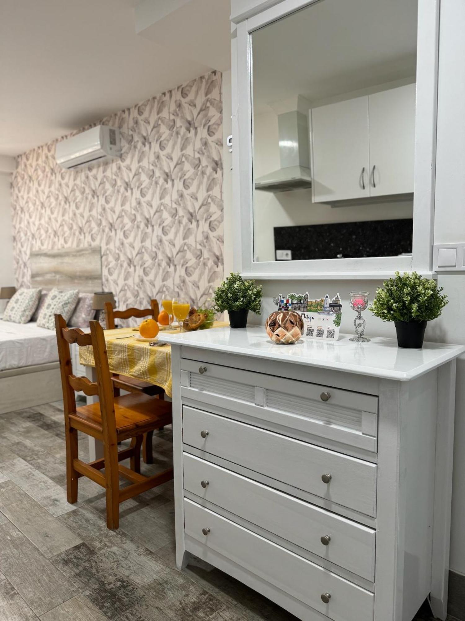 Jara Apartments ! マラガ エクステリア 写真