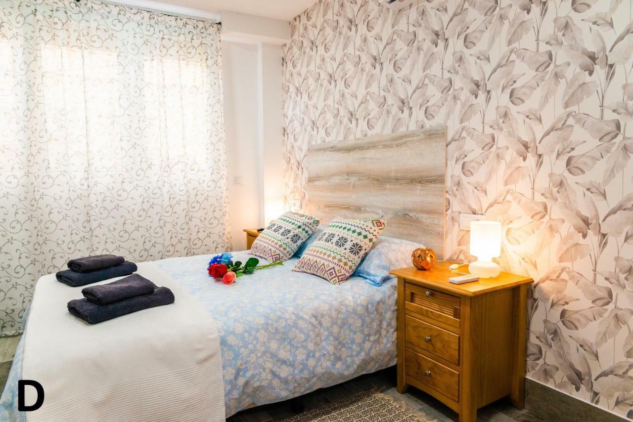 Jara Apartments ! マラガ エクステリア 写真